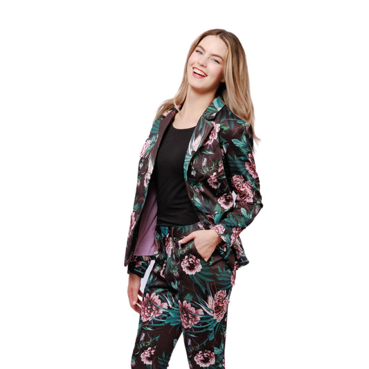 Peak_Women_Floral_Confidence_Blazer_Suit_Styled1