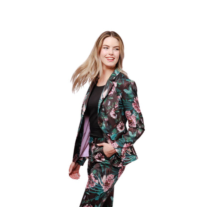 Peak_Women_Floral_Confidence_Blazer_Suit_Styled2